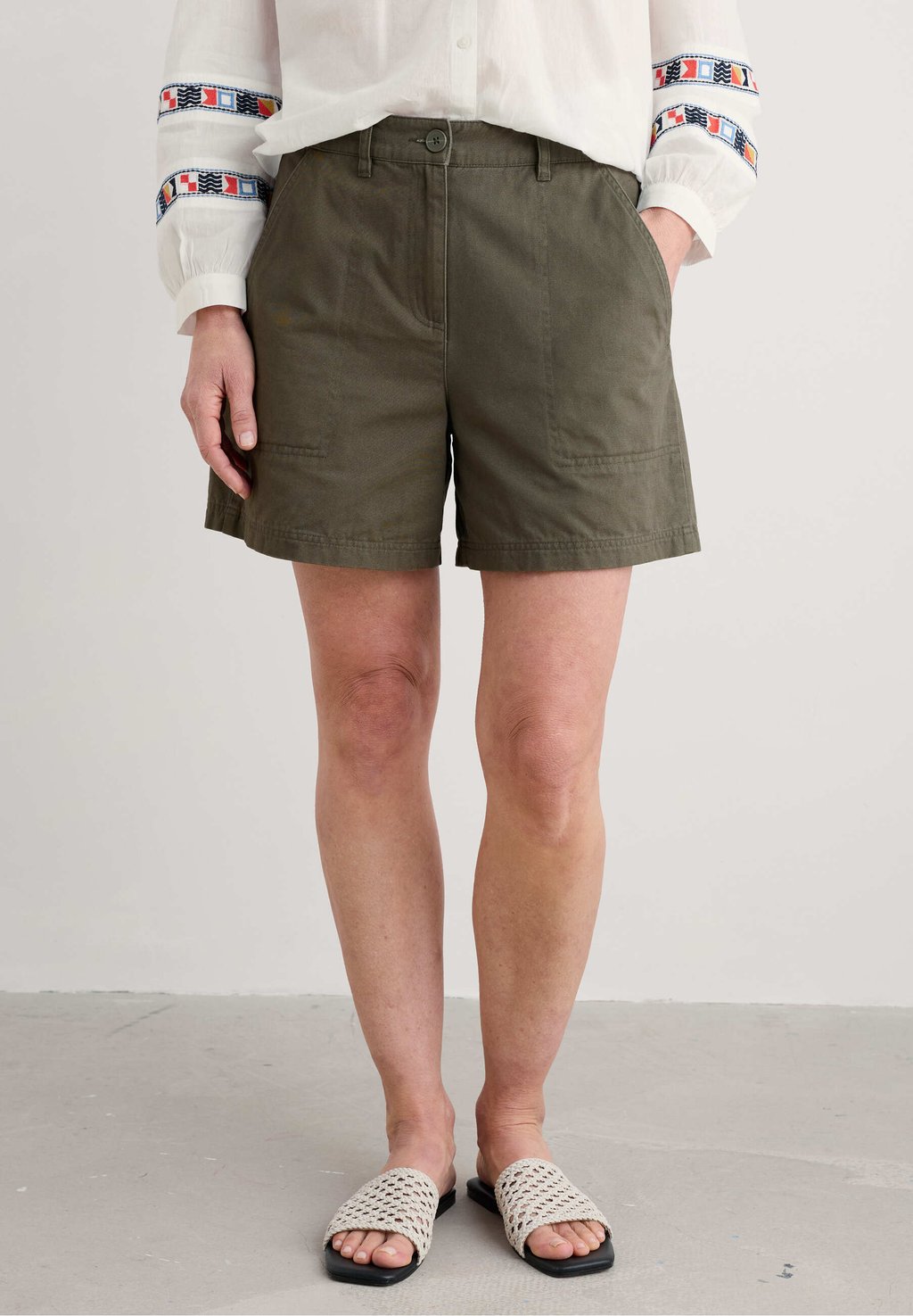 Шорты Seasalt Cornwall, зеленый
Шорты Seasalt Cornwall, зеленый