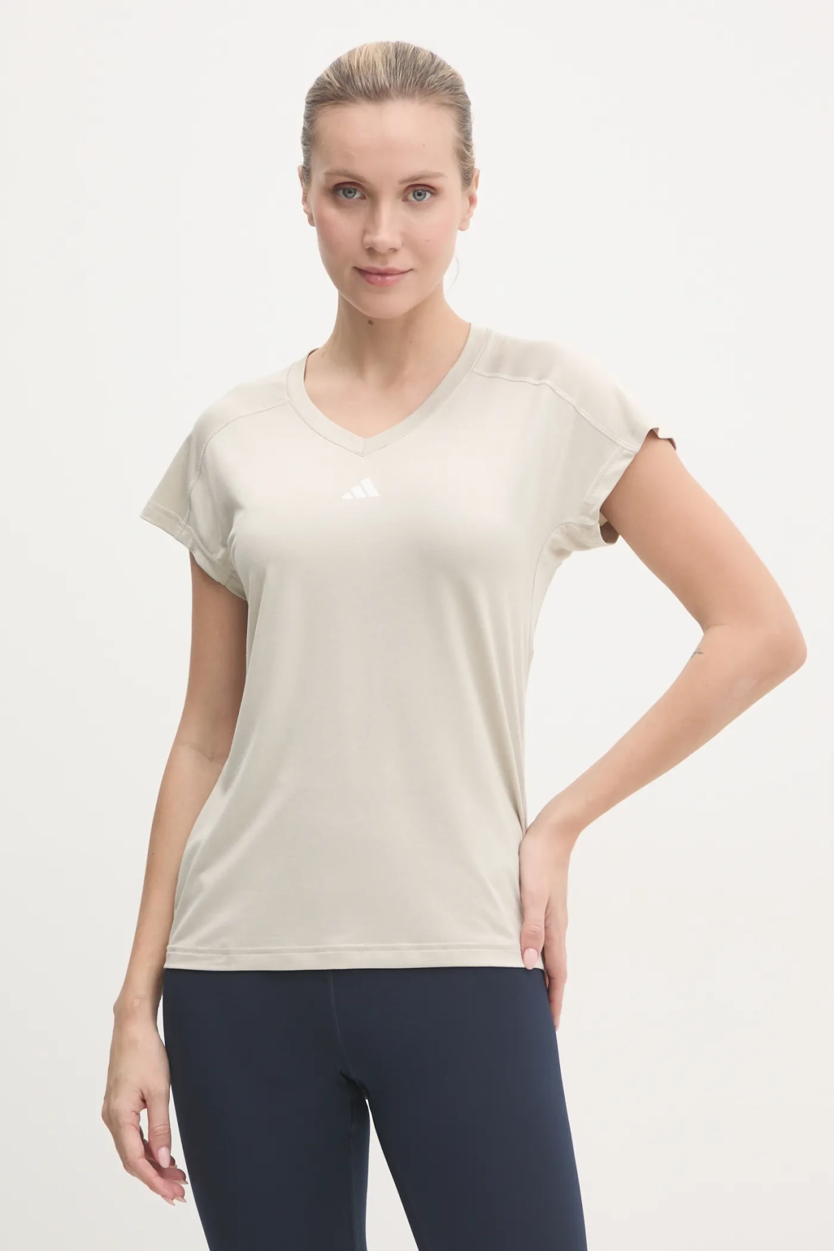 Футболка Aeroready adidas Performance, бежевый
Футболка Aeroready adidas Performance, бежевый