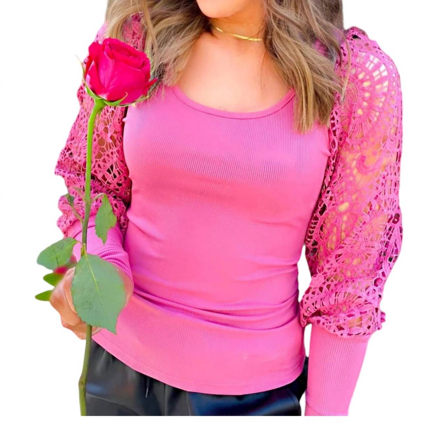 Топ с кружевными рукавами Lilah розового цвета with love 
Топ с кружевными рукавами Lilah розового цвета with love