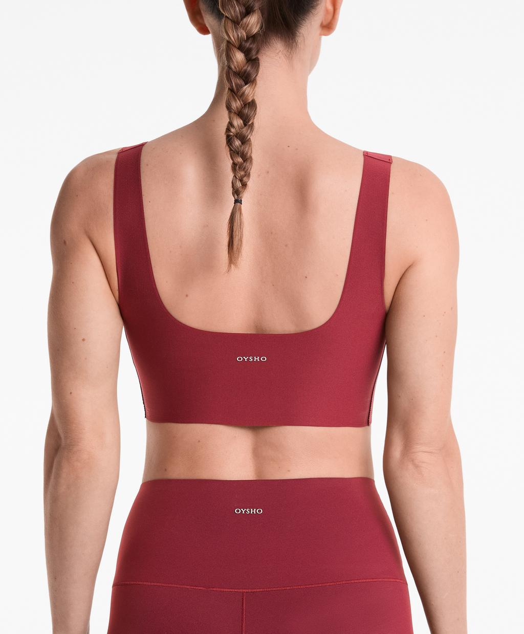 Спортивный бюстгальтер средней поддержки Perfect-adapt с чашечками Oysho, цвет Maroon
Спортивный бюстгальтер средней поддержки Perfect-adapt с чашечками Oysho, цвет Maroon