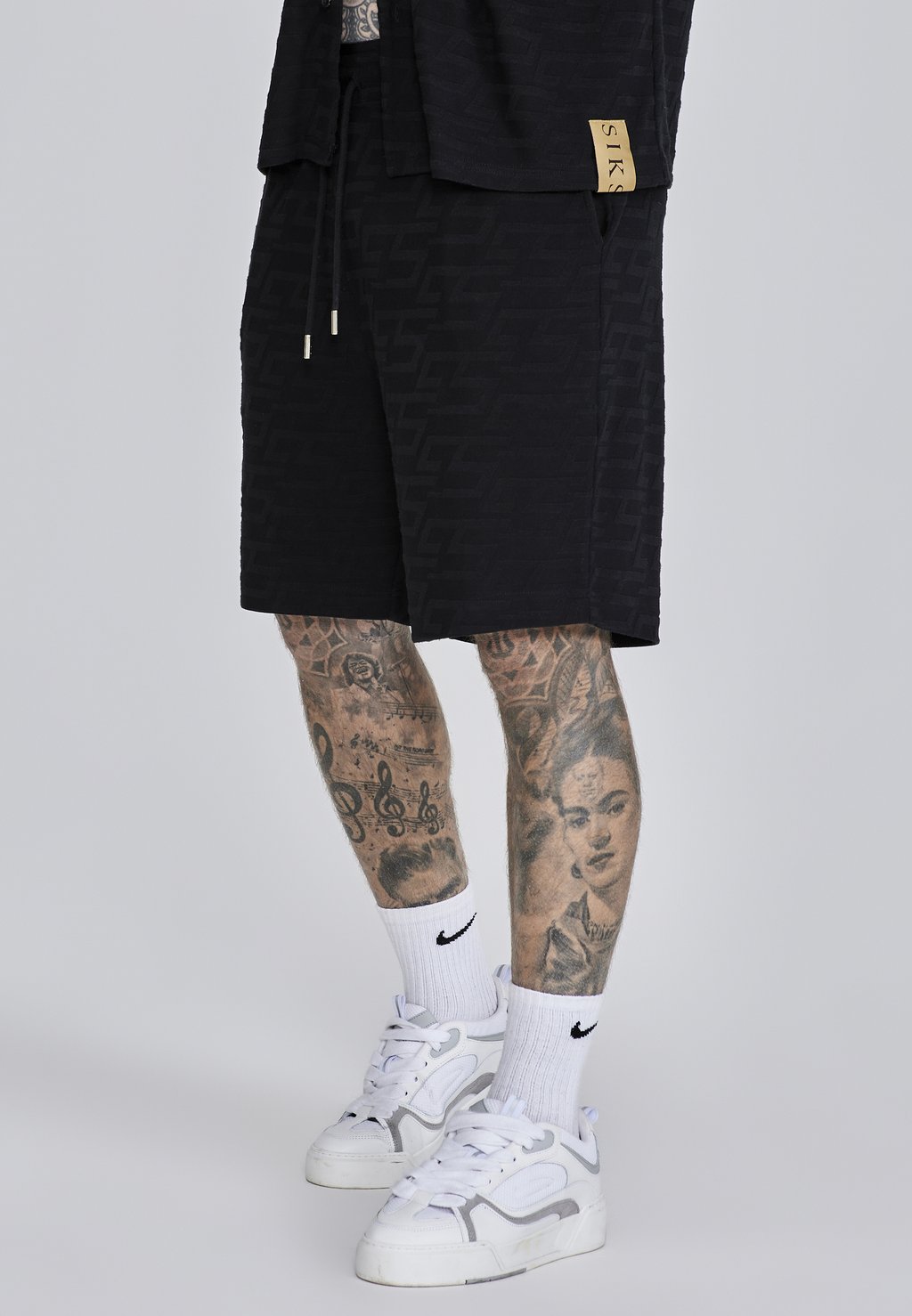 Шорты Tracksuit bottoms SIKSILK, черный
Шорты Tracksuit bottoms SIKSILK, черный