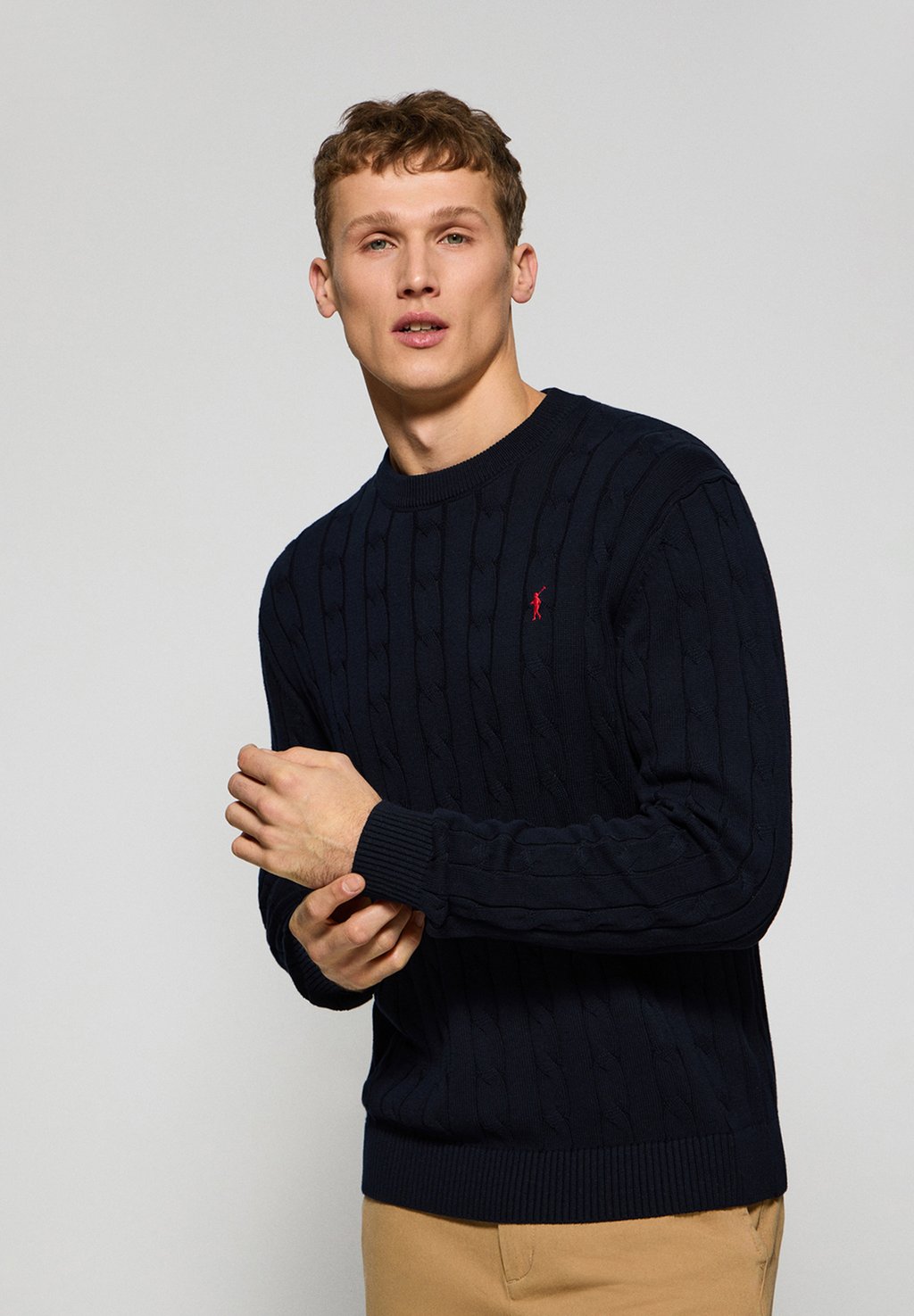 Свитер Polo Club, темно-синий
Свитер Polo Club, темно-синий