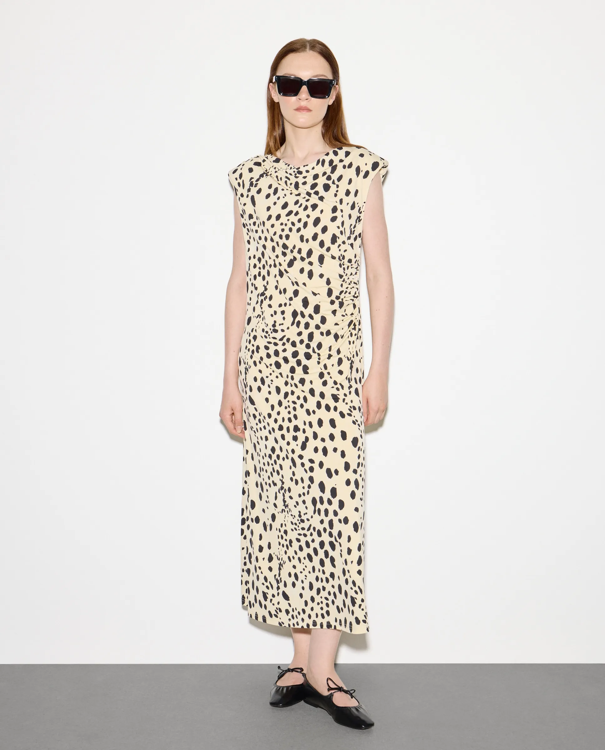 Платье без рукавов с драпировкой Woman El Corte Inglés, белый
Платье без рукавов с драпировкой Woman El Corte Inglés, белый