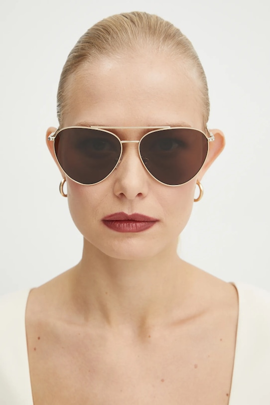 Солнцезащитные очки Jimmy Choo, золотой
Солнцезащитные очки Jimmy Choo, золотой