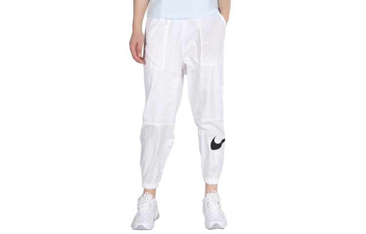 Трикотажные спортивные штаны женские белые Nike
Трикотажные спортивные штаны женские белые Nike