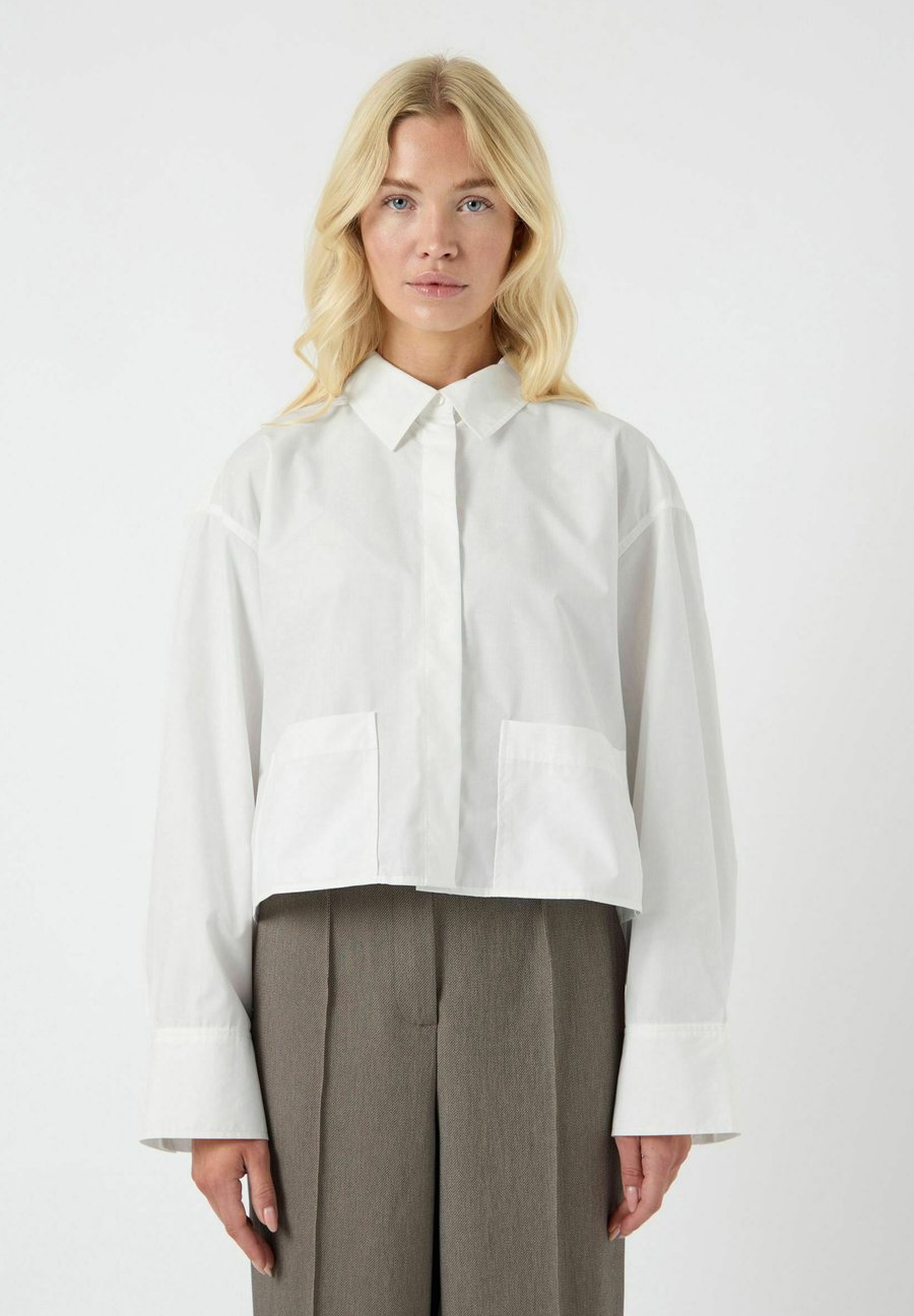 Блуза YAS YASROYALEE, Star White/White
Блуза YAS YASROYALEE, Star White/White