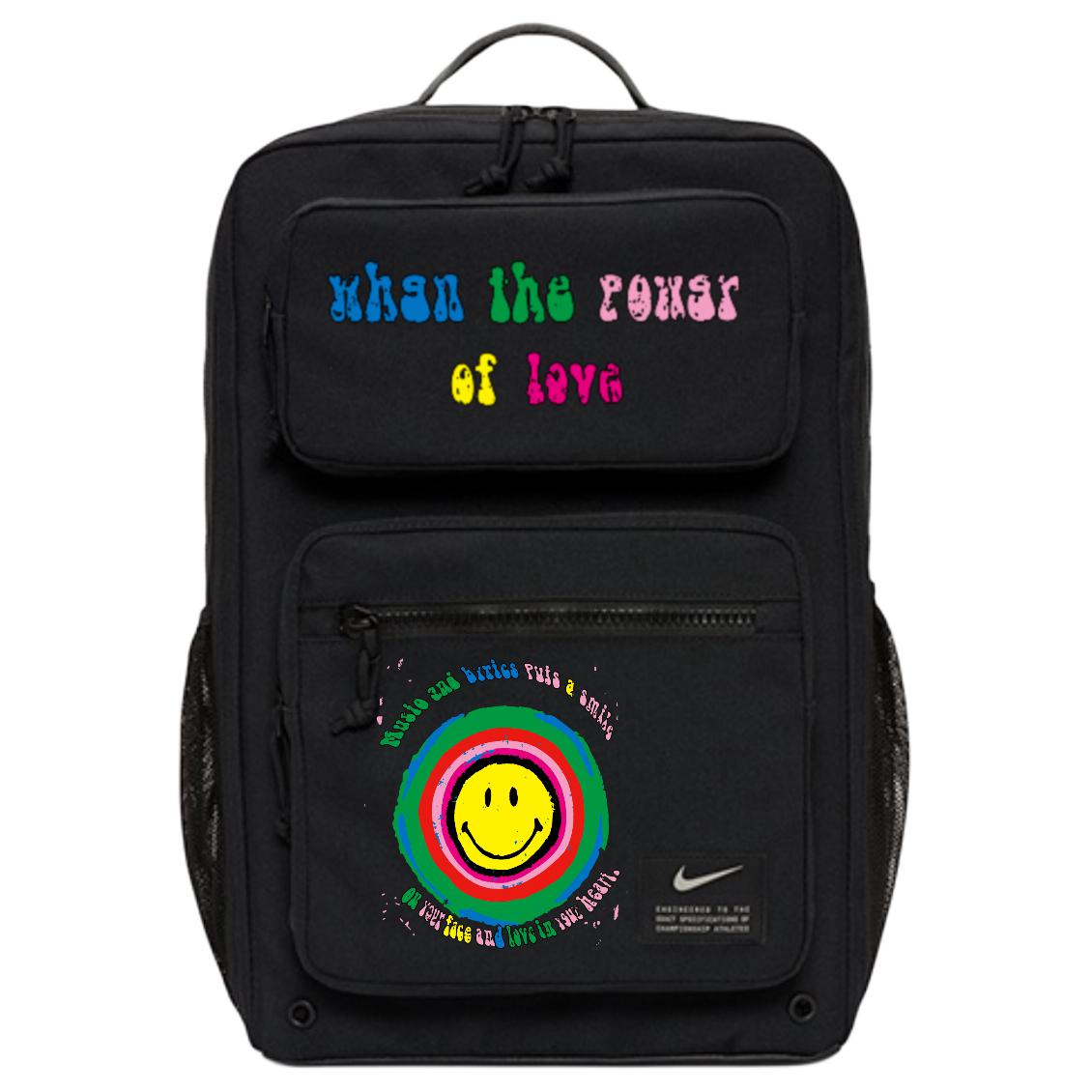 Nike Тканевый рюкзак унисекс Crown/Graffiti Bear, Smiley Face
Nike Тканевый рюкзак унисекс Crown/Graffiti Bear, Smiley Face