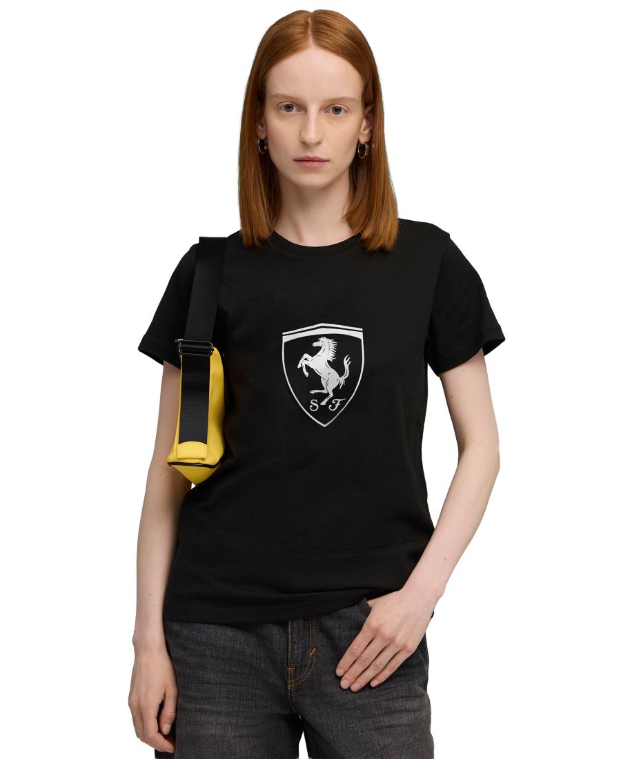 Женская футболка Ferrari Sportswear с круглым вырезом и тональным щитом Puma, Puma Black, Черный, Женская футболка Ferrari Sportswear с круглым вырезом и тональным щитом Puma, Puma Black
Женская футболка Ferrari Sportswear с круглым вырезом и тональным щитом Puma, Puma Black, Черный, Женская футболка Ferrari Sportswear с круглым вырезом и тональным щитом Puma, Puma Black