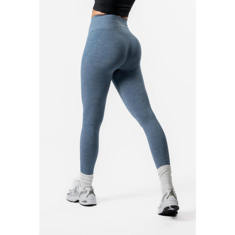 Бесшовные леггинсы Reform Scrunch - Джинсовый синий AESTHETIC WOLF, цвет blau
Бесшовные леггинсы Reform Scrunch - Джинсовый синий AESTHETIC WOLF, цвет blau