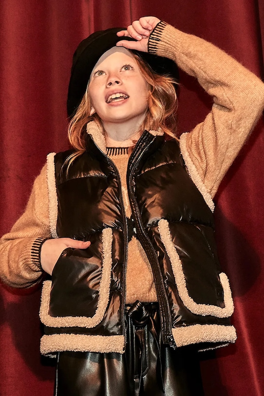 Детский жилет Mayoral, черный
Детский жилет Mayoral, черный