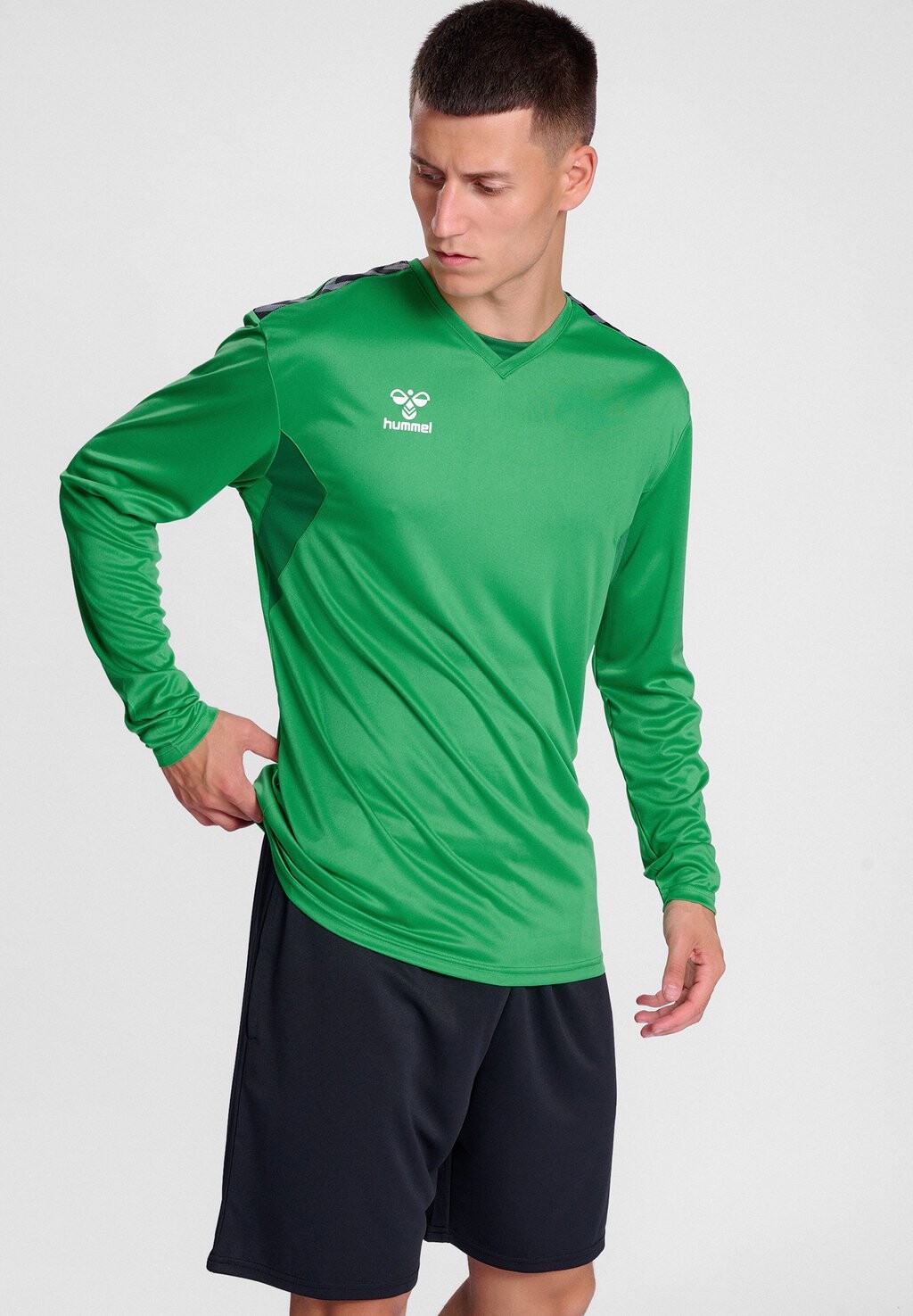 Рубашка с длинными рукавами AUTHENTIC Hummel, цвет jelly bean
Рубашка с длинными рукавами AUTHENTIC Hummel, цвет jelly bean