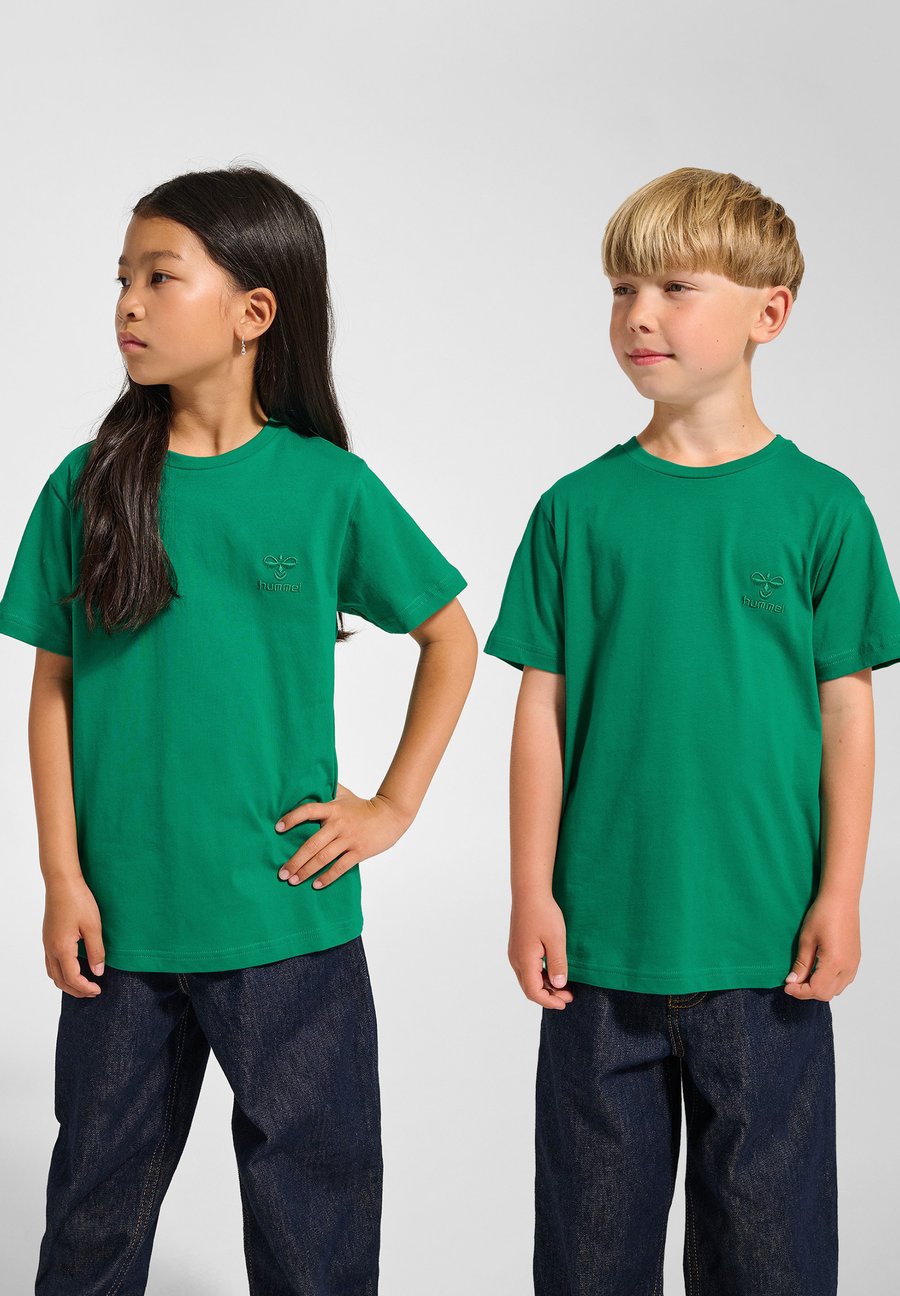 Футболка Hummel TRELLE, Pepper Green/Green, Зеленый, Футболка Hummel TRELLE, Pepper Green/Green
Футболка Hummel TRELLE, Pepper Green/Green, Зеленый, Футболка Hummel TRELLE, Pepper Green/Green