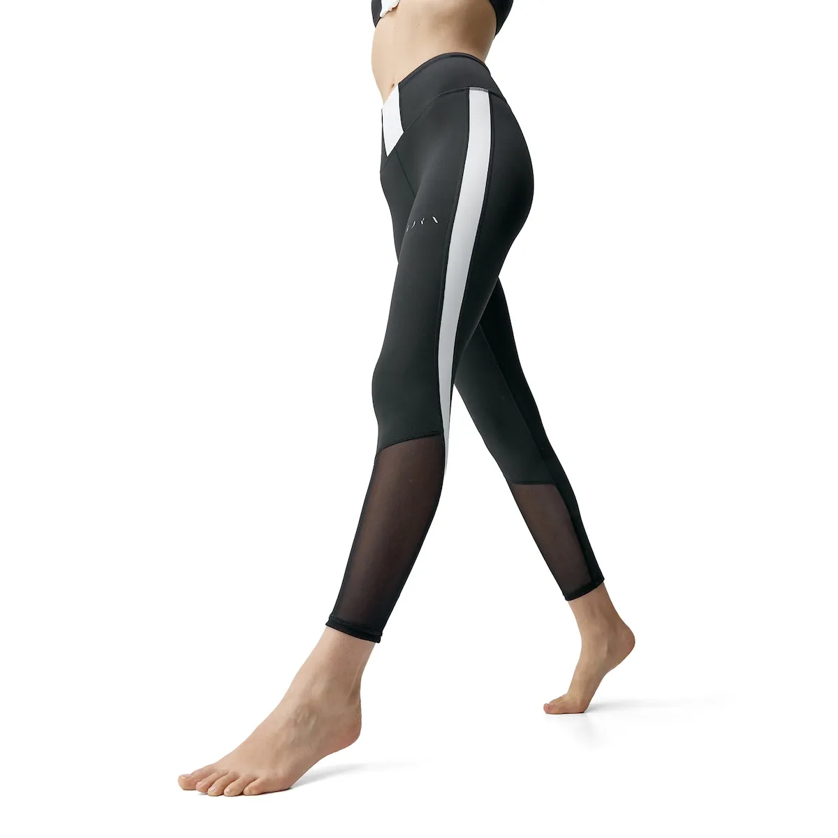 Женские леггинсы Matsya Born Living Yoga, черный
Женские леггинсы Matsya Born Living Yoga, черный