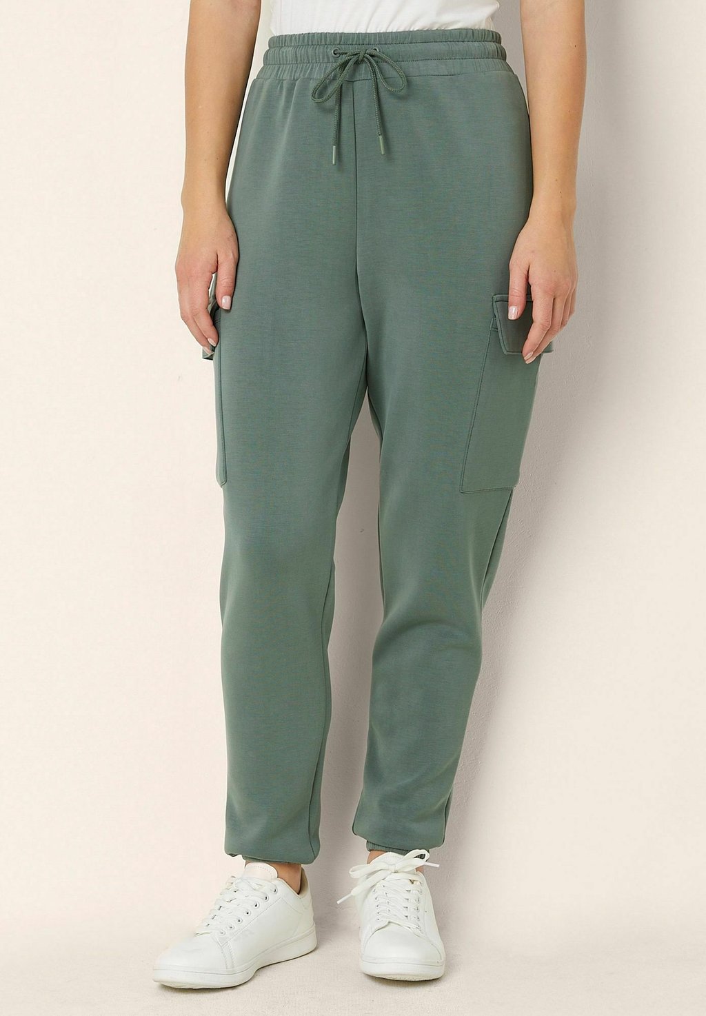 Брюки карго EASY LIVING Yamamay, темно-зеленый 
Брюки карго EASY LIVING Yamamay, темно-зеленый