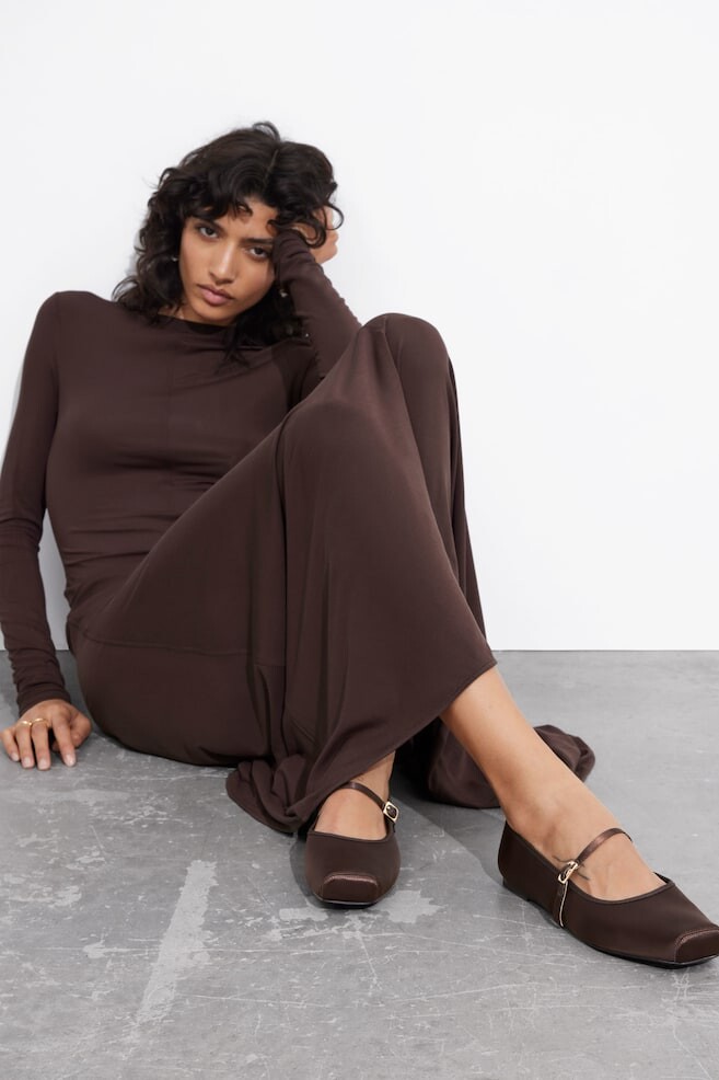 Плоские балетки с квадратным носком & Other Stories, коричневый
Плоские балетки с квадратным носком & Other Stories, коричневый