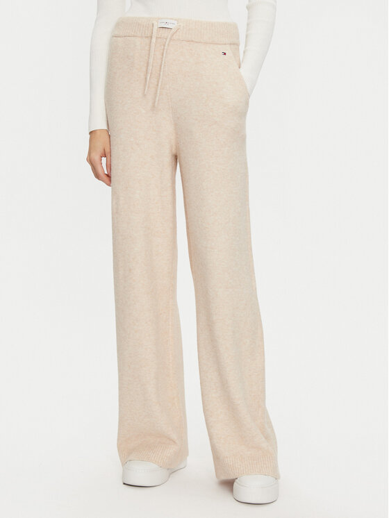 Свободные трикотажные брюки UW0UW05523 Tommy Hilfiger, бежевый
Свободные трикотажные брюки UW0UW05523 Tommy Hilfiger, бежевый
