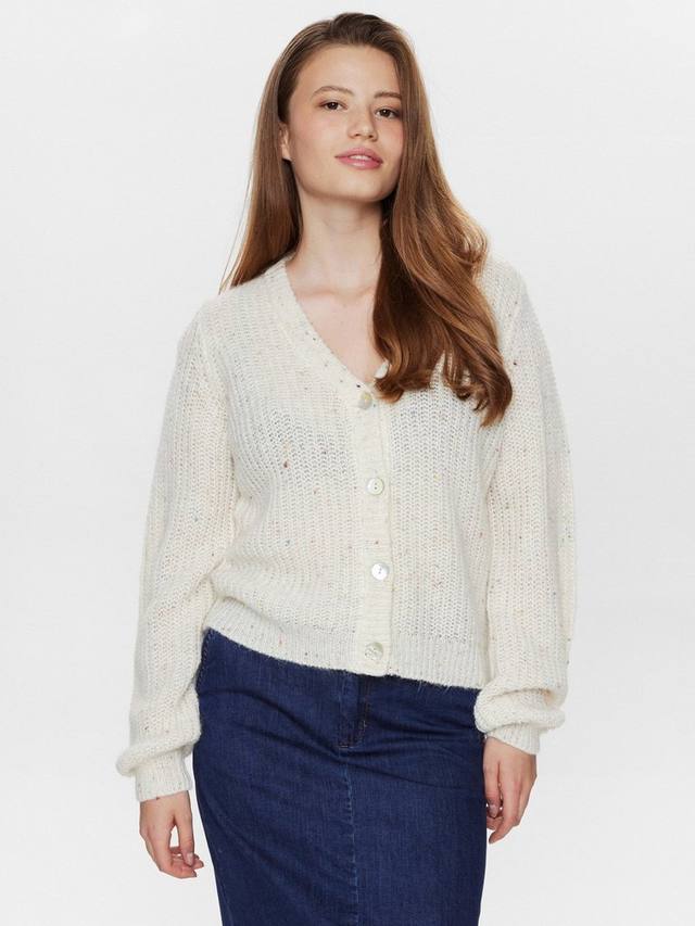 Кардиган numilani с v-образным вырезом Numph, слоновая кость
Кардиган numilani с v-образным вырезом Numph, слоновая кость