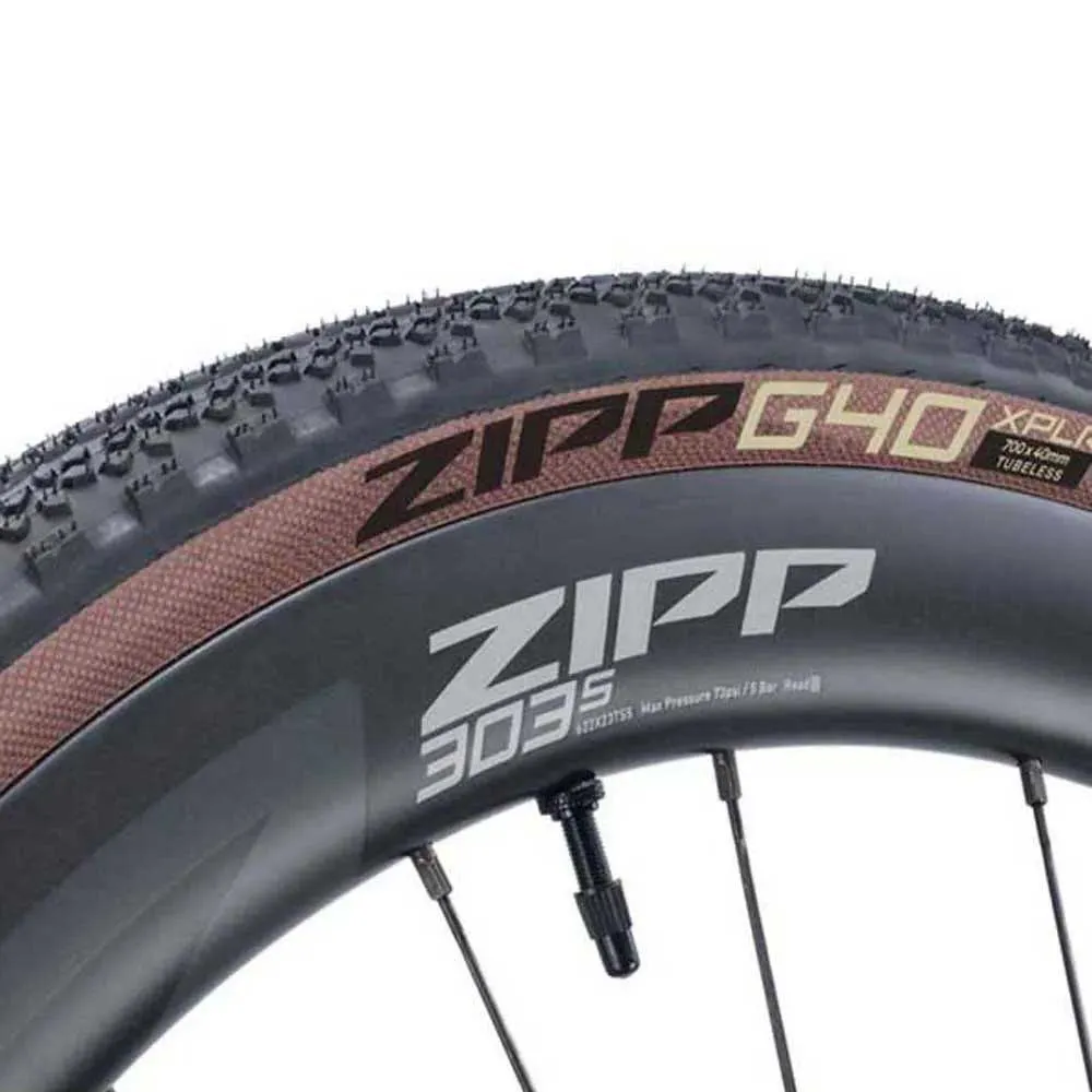 Гравийная шина Zipp G40 XPLR Tubeless 700C x 40, черный
Гравийная шина Zipp G40 XPLR Tubeless 700C x 40, черный