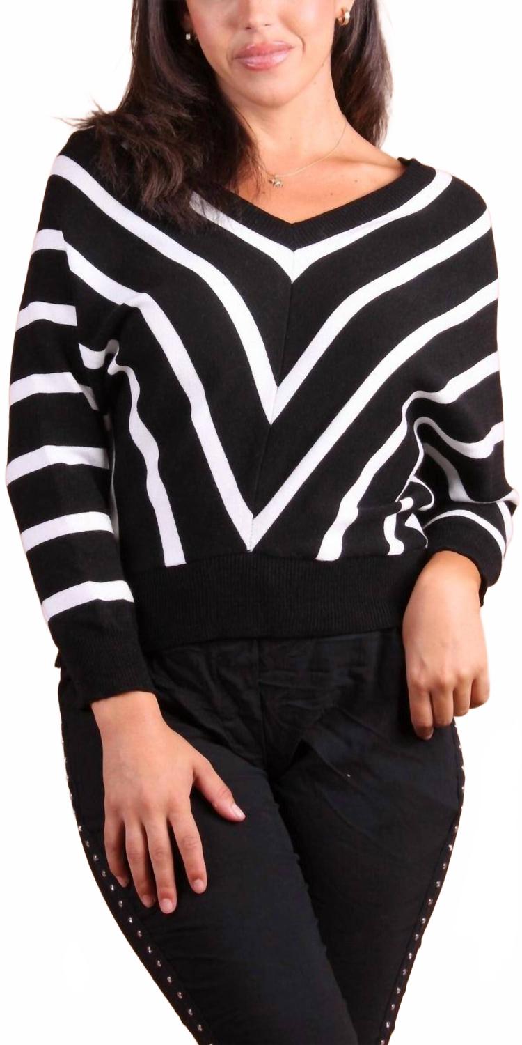 Черный свитер с шевронным принтом «летучая мышь» Gigi Moda, черный
Черный свитер с шевронным принтом «летучая мышь» Gigi Moda, черный