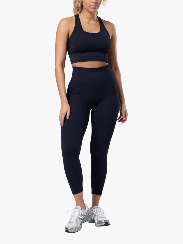 Lotus 7/8 леггинсы Gym+Coffee, Black
Lotus 7/8 леггинсы Gym+Coffee, Black