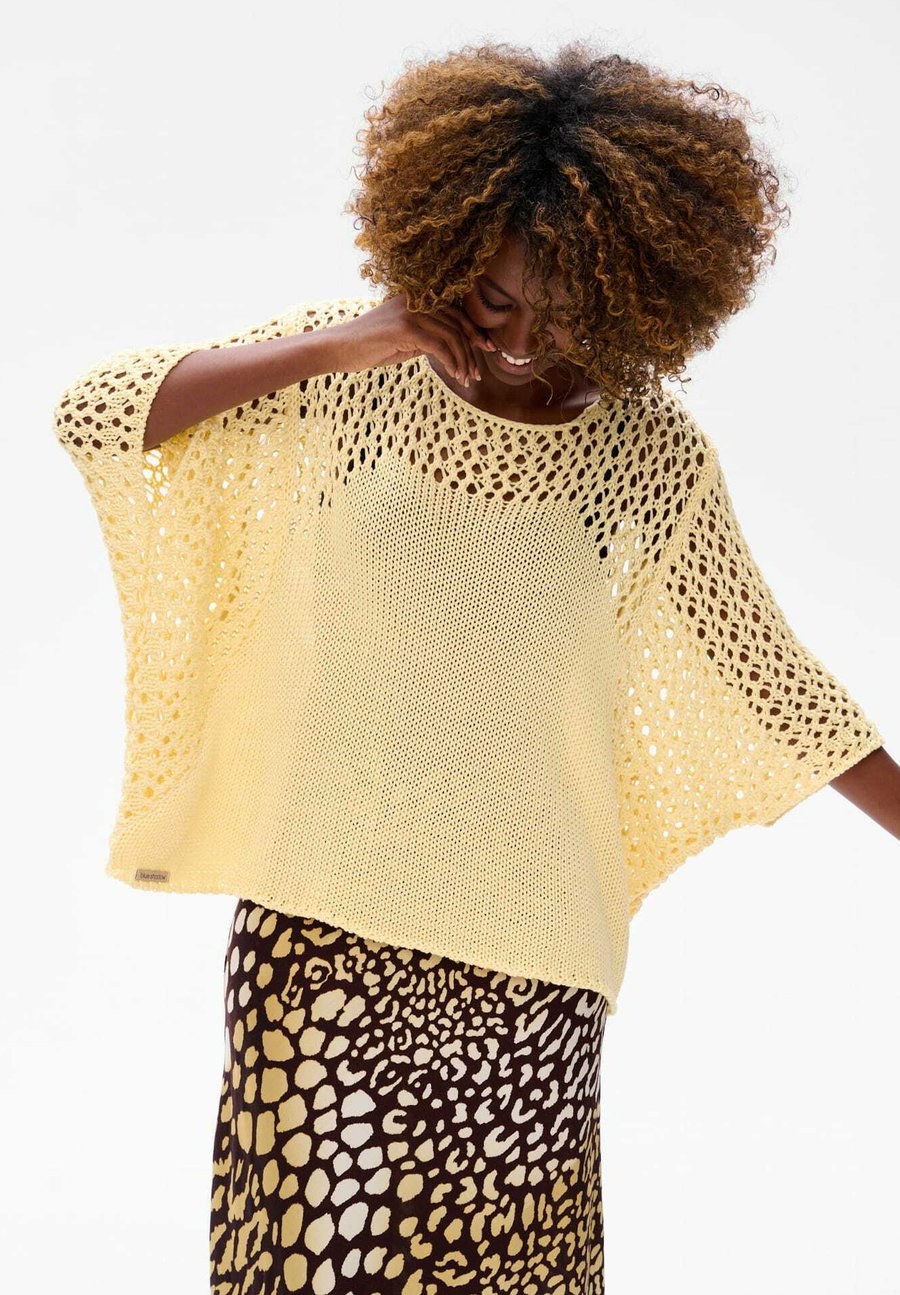 Джемпер blue shadow PAKA, Yellow
Джемпер blue shadow PAKA, Yellow