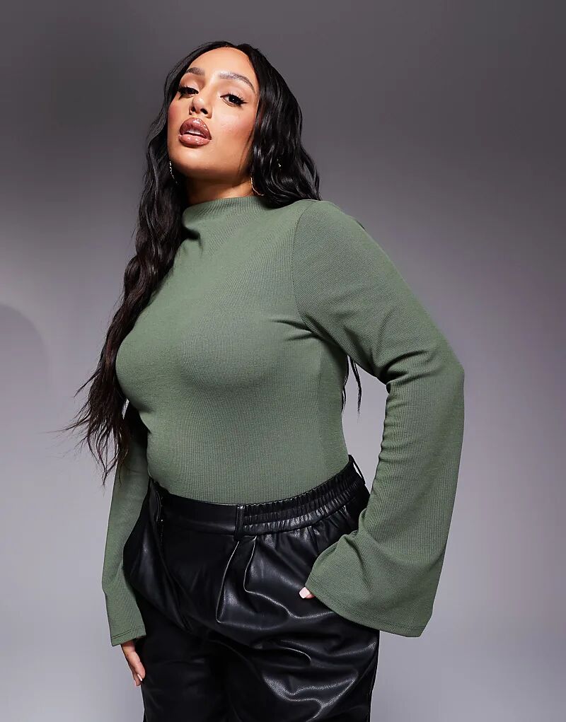 Ребристое боди с расклешенными рукавами цвета хаки ASOS
Ребристое боди с расклешенными рукавами цвета хаки ASOS