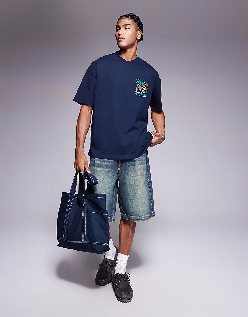 Футболка ASOS DESIGN свободного кроя с принтом в стиле летнего сезона в темно-синем цвете
Футболка ASOS DESIGN свободного кроя с принтом в стиле летнего сезона в темно-синем цвете