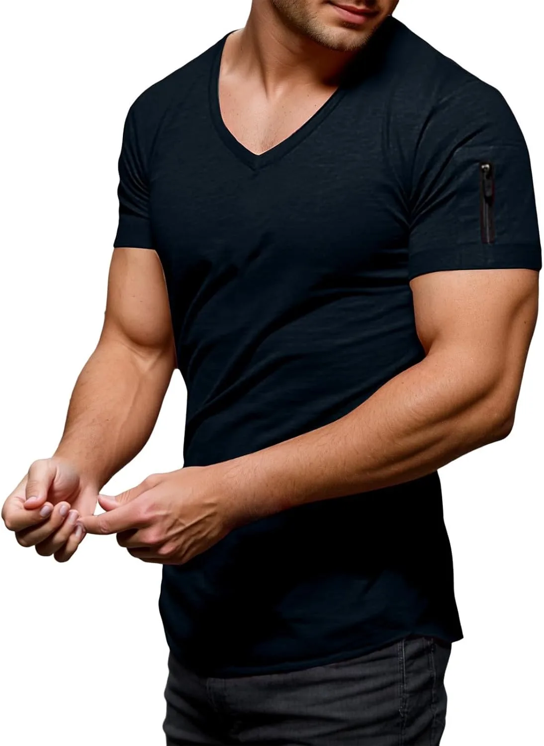 Мужская футболка V-образным вырезом Slim Fit
Мужская футболка V-образным вырезом Slim Fit
