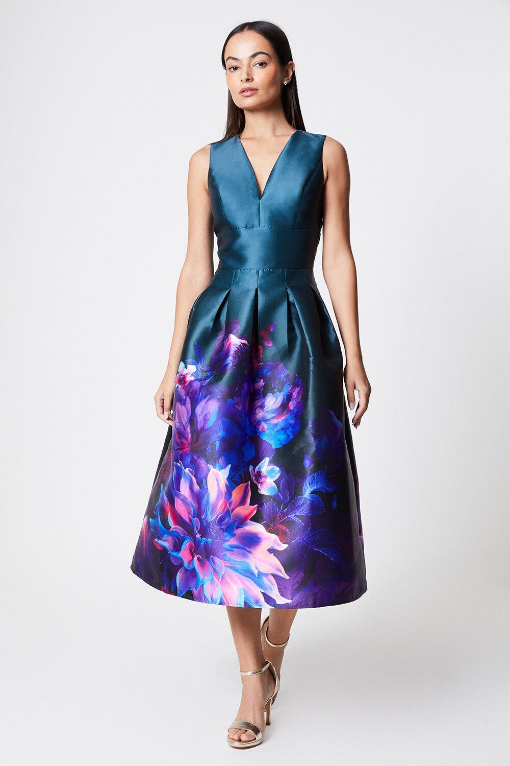 Саржевое платье с глубоким вырезом и принтом Coast, зеленый
Саржевое платье с глубоким вырезом и принтом Coast, зеленый