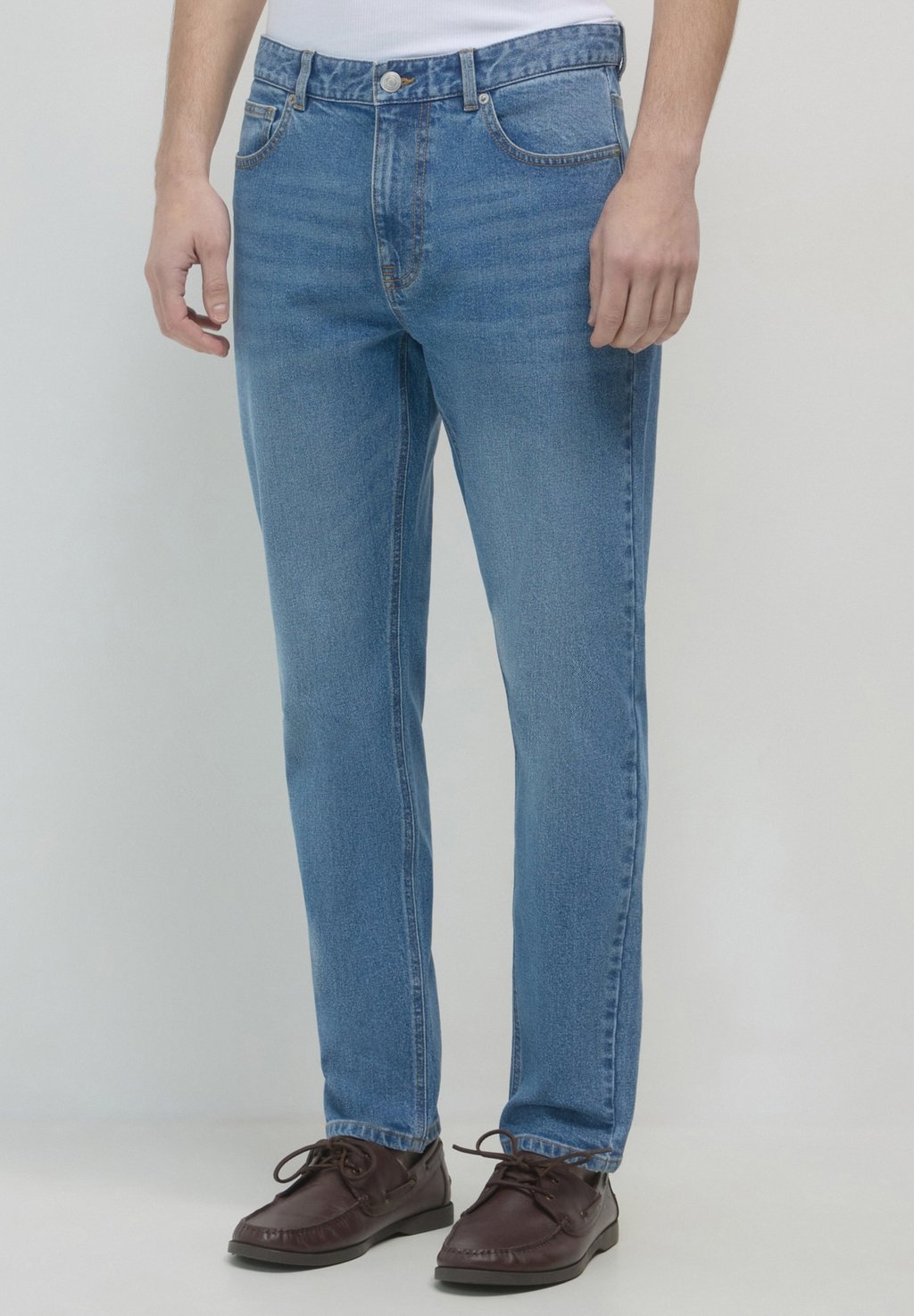 Джинсы облегающего кроя Calliope, цвет Blu Denim Medio
Джинсы облегающего кроя Calliope, цвет Blu Denim Medio