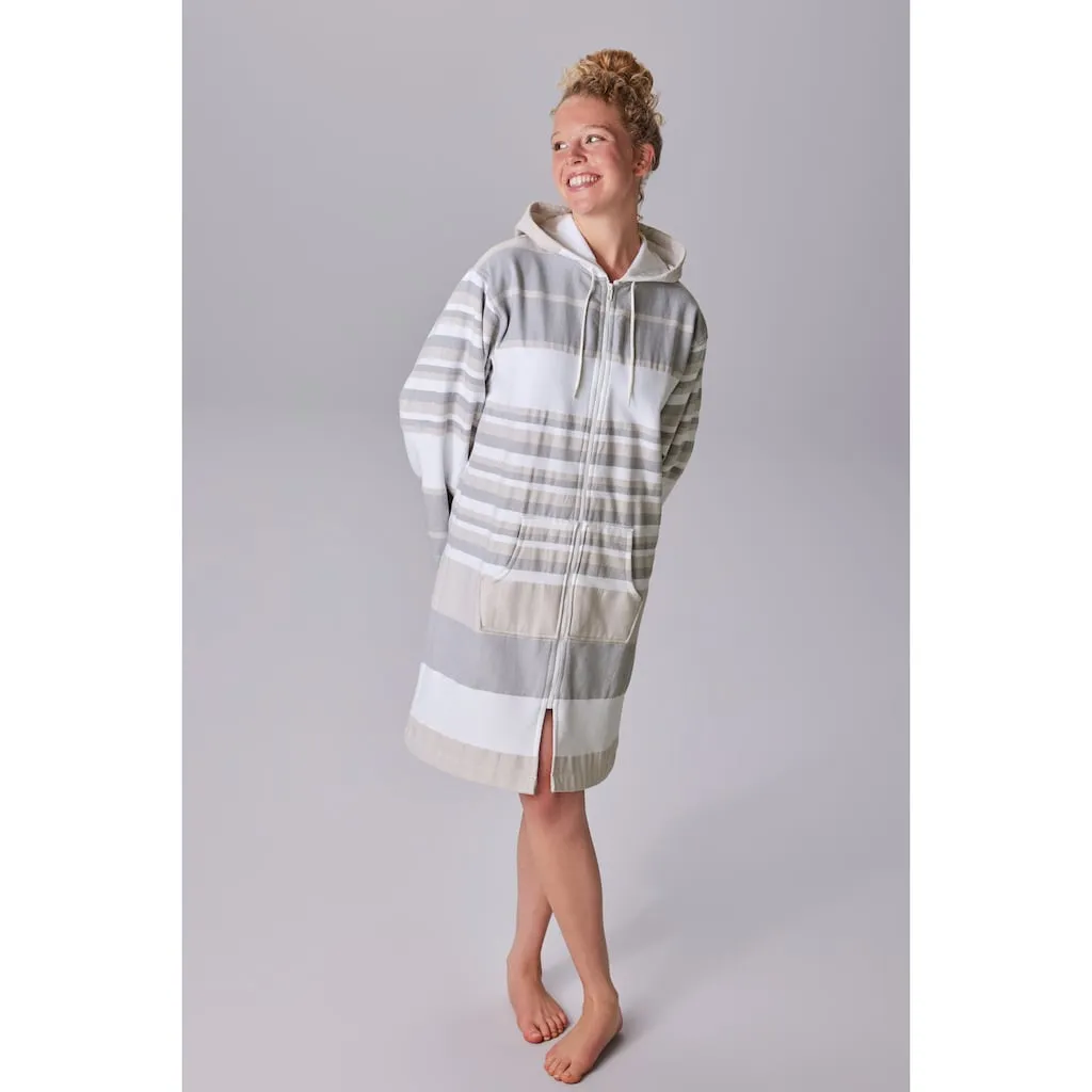 Мой домашний халат Melli, идеально для сауны и спа, гостиничный халат, утренний халат 1 шт., женский халат, хлопок, полиэстер, в полоску My Home, бежевый
Мой домашний халат Melli, идеально для сауны и спа, гостиничный халат, утренний халат 1 шт., женский халат, хлопок, полиэстер, в полоску My Home, бежевый