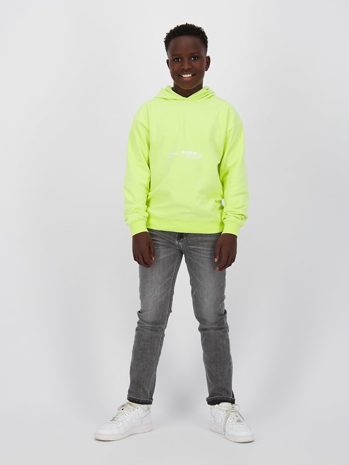 Толстовка с капюшоном RAIZZEDВ
Толстовка с капюшоном RAIZZEDВ