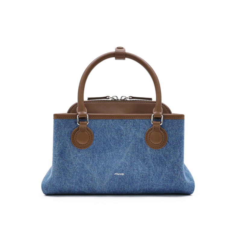 MUVA Джинсовая многослойная сумка среднего размера женская в синем цвете, Denim Blue
MUVA Джинсовая многослойная сумка среднего размера женская в синем цвете, Denim Blue