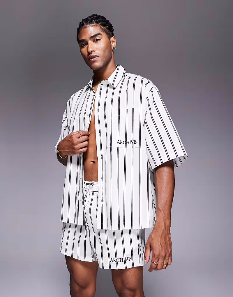 ASOS DESIGN coord рубашка свободного кроя в полоску с вышивкой на груди белого цвета
ASOS DESIGN coord рубашка свободного кроя в полоску с вышивкой на груди белого цвета