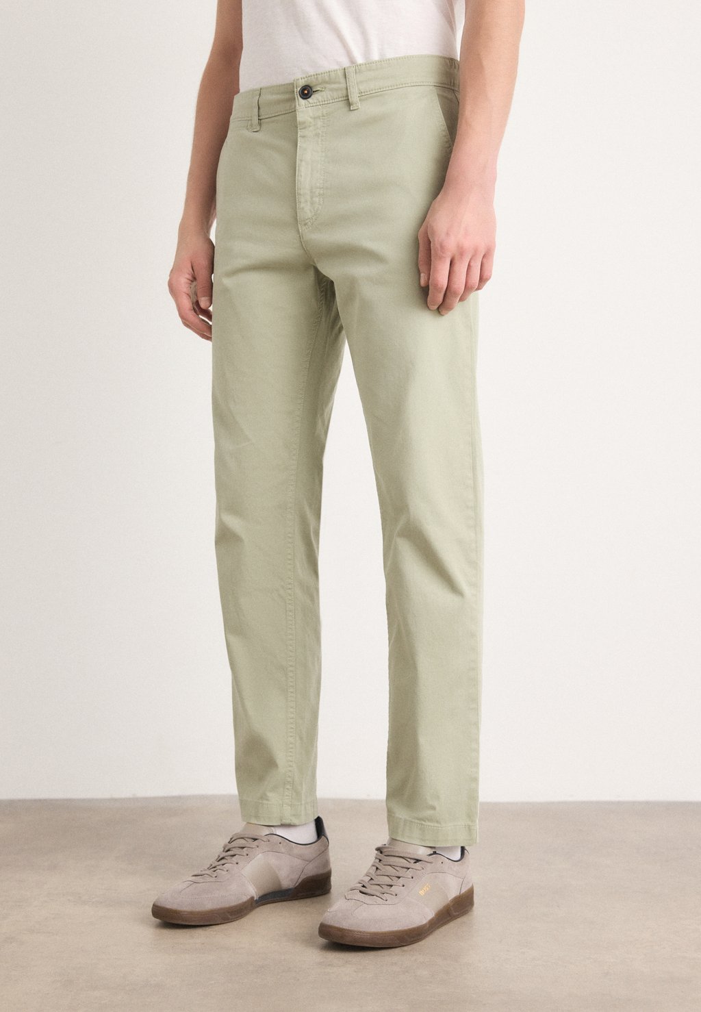 Чиносы REGULAR BOSS, светло-зеленый
Чиносы REGULAR BOSS, светло-зеленый