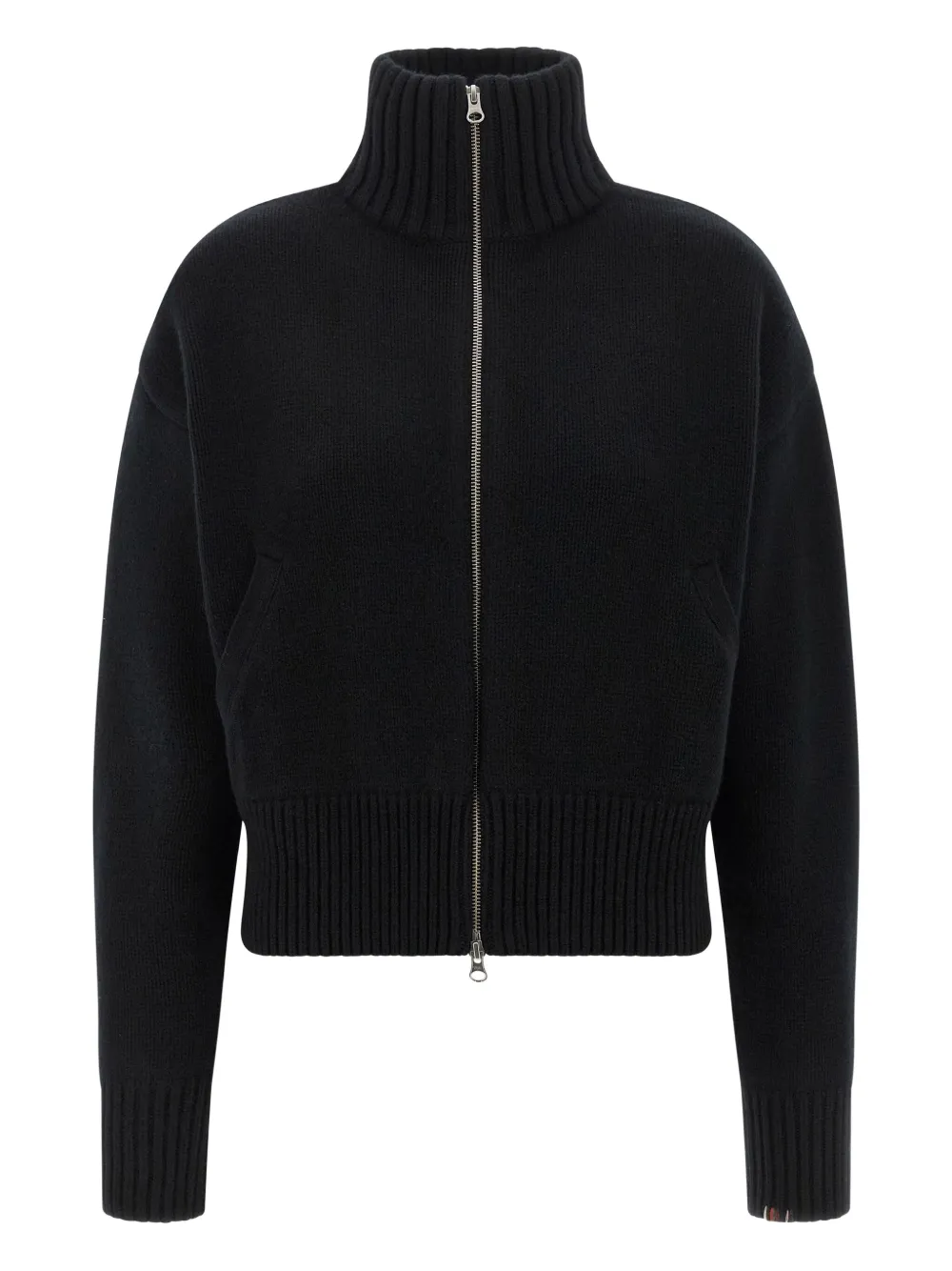 Кардиган с высоким воротником Nº 438 Xtra Fab Extreme Cashmere, черный
Кардиган с высоким воротником Nº 438 Xtra Fab Extreme Cashmere, черный