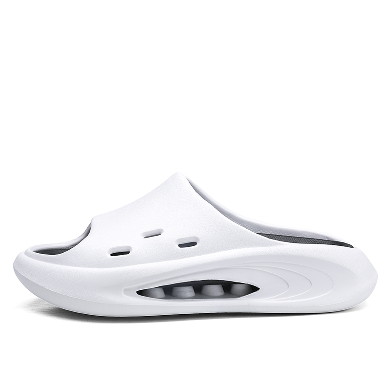 Детские шлепанцы для улицы из износостойкого материала EVA с дышащими свойствами для подростков Kung Fu partners, белый/черный
Детские шлепанцы для улицы из износостойкого материала EVA с дышащими свойствами для подростков Kung Fu partners, белый/черный