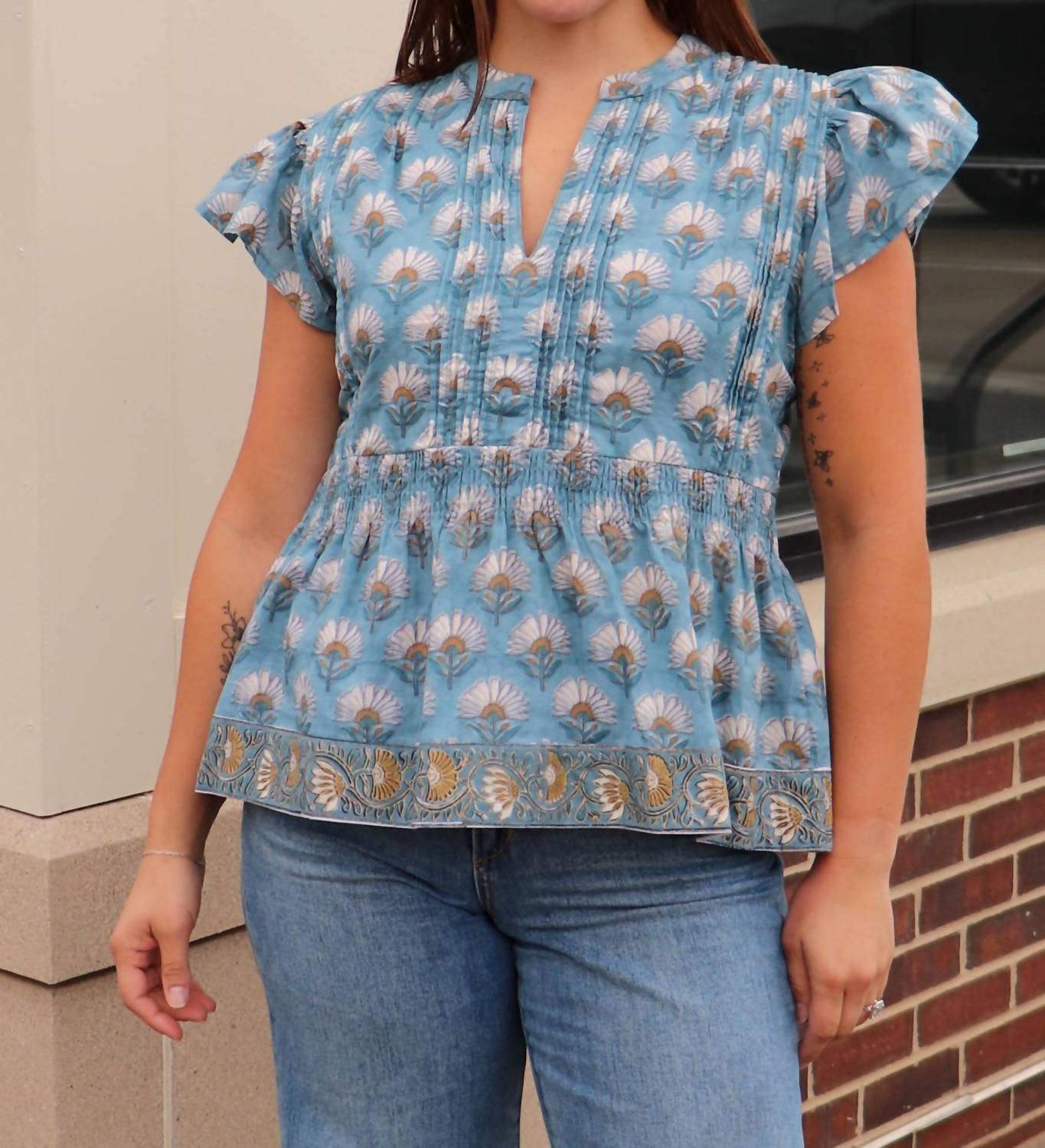 Фиолетовая блузка с V-образным вырезом в цвете Bluestone VICTORIA DUNN
Фиолетовая блузка с V-образным вырезом в цвете Bluestone VICTORIA DUNN