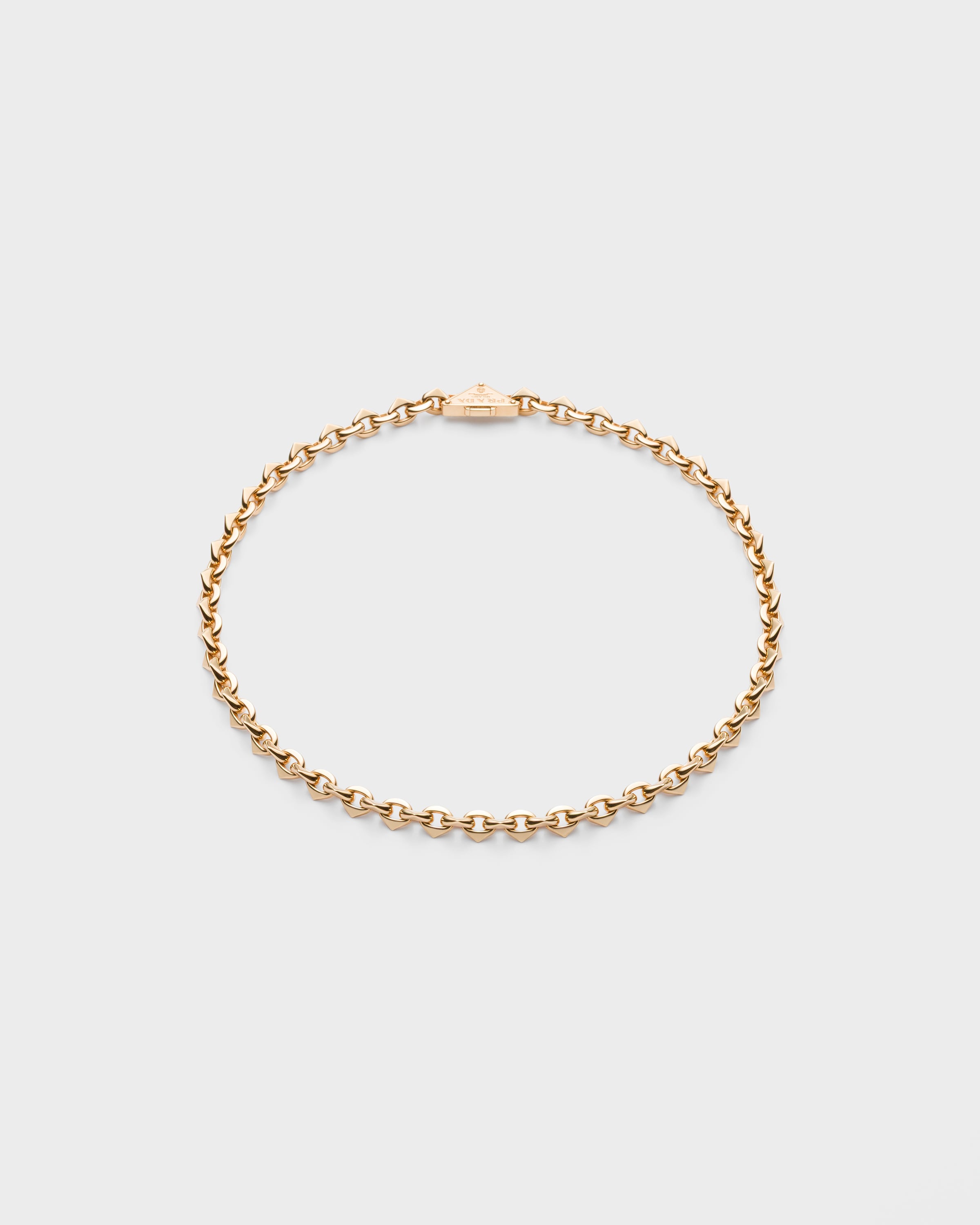 Prada Колье Eternal Gold - желтое золото
Prada Колье Eternal Gold - желтое золото