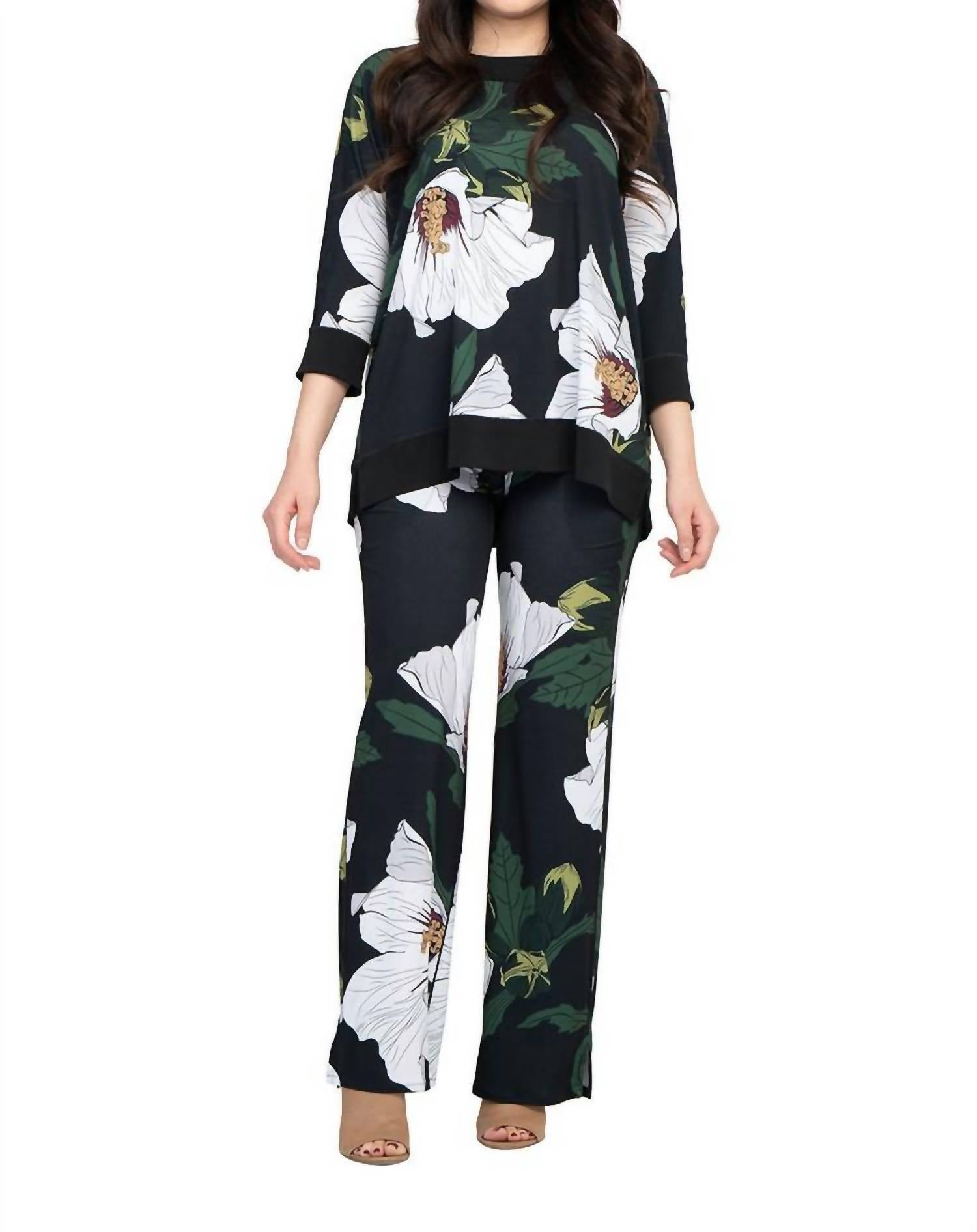 Туника с застежкой-молнией на вороте в Drew eva varro
Туника с застежкой-молнией на вороте в Drew eva varro