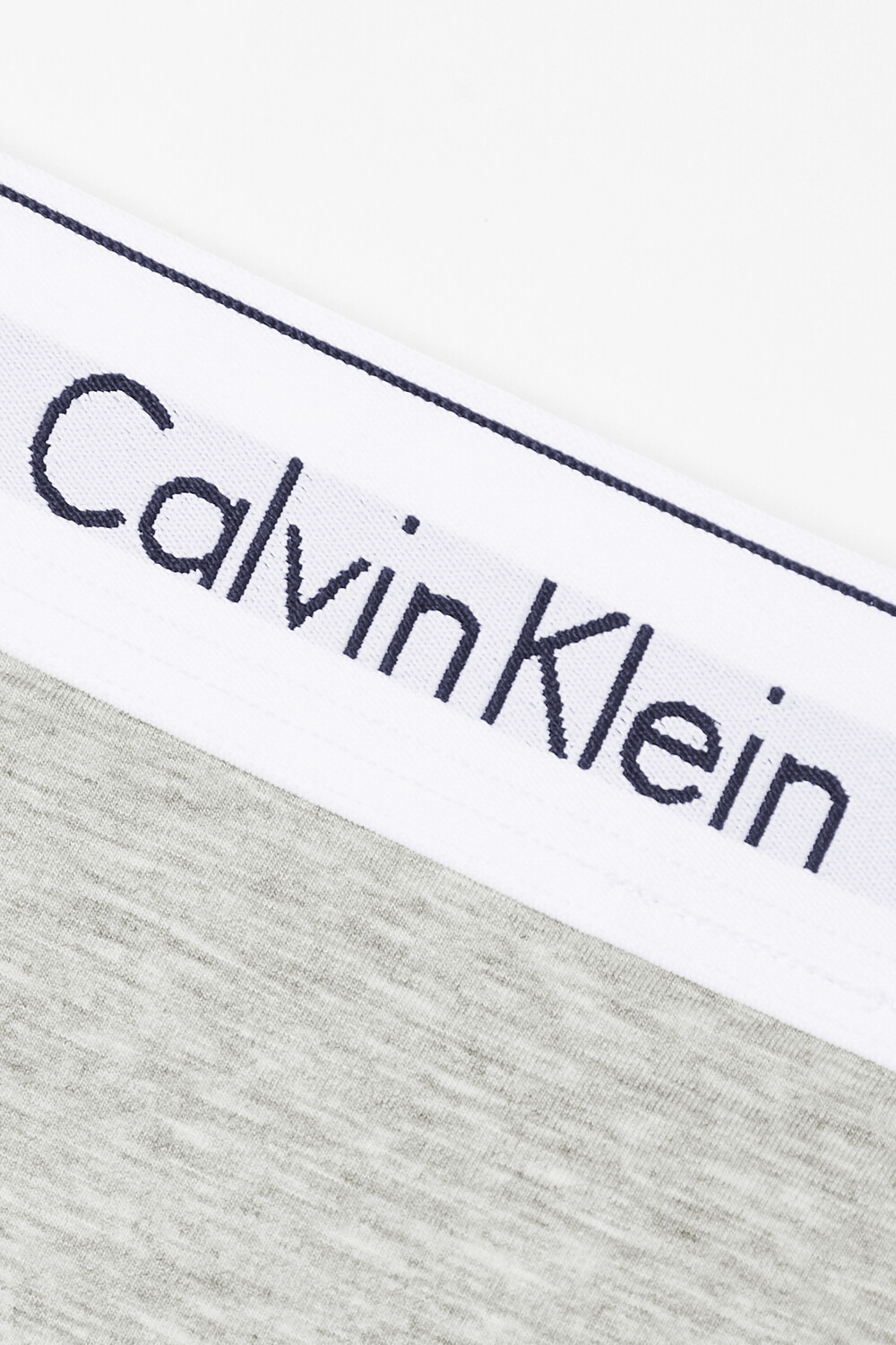 CK ONE Трусики Modern Cotton Plus из эластичного хлопка и смеси модала, серый
CK ONE Трусики Modern Cotton Plus из эластичного хлопка и смеси модала, серый