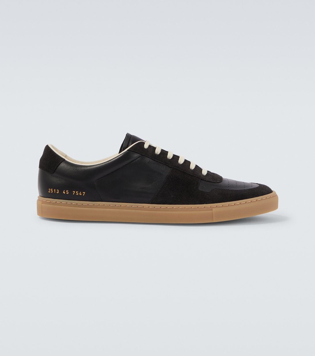 Кроссовки Achilles из кожи и замши Common Projects, черный
Кроссовки Achilles из кожи и замши Common Projects, черный