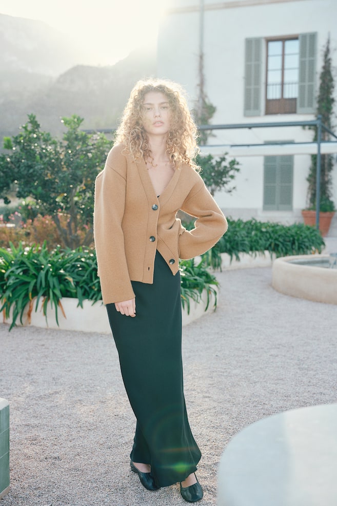 Кардиган из смеси шерсти H&M, бежевый
Кардиган из смеси шерсти H&M, бежевый