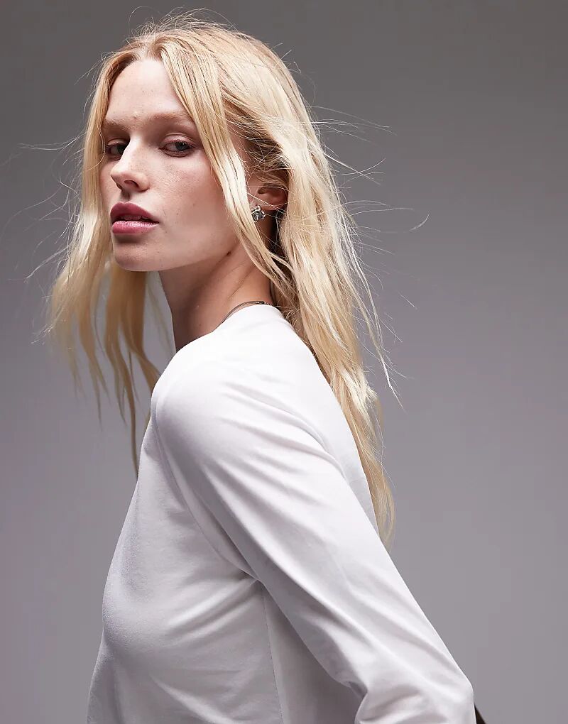 Футболка с длинным рукавом ARKET белого цвета
Футболка с длинным рукавом ARKET белого цвета