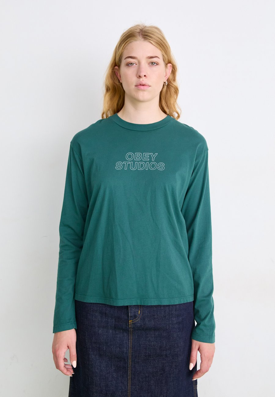 Топ Obey Clothing STUDIOS OUTLINE, Rainforest/Green
Топ Obey Clothing STUDIOS OUTLINE, Rainforest/Green