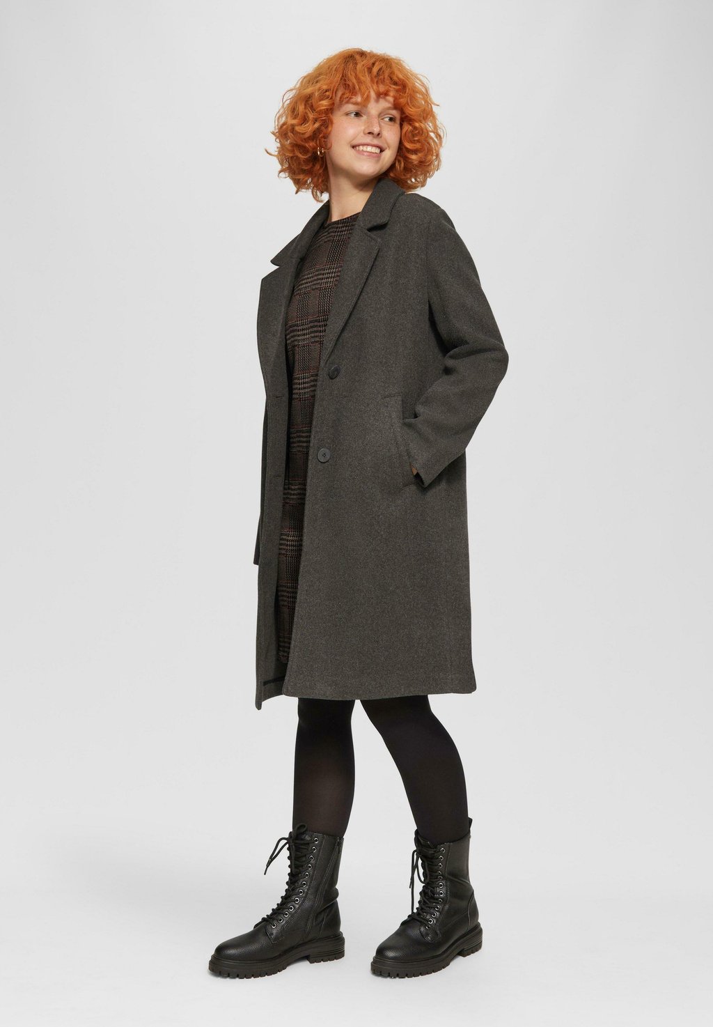 Платье из джерси KURZES QS, коричневый 
Платье из джерси KURZES QS, коричневый