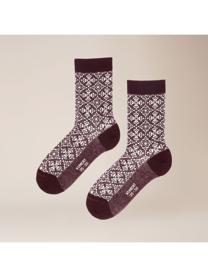 Носки с цветочным узором по всей поверхности в темно-изюмном цвете Kunert
Носки с цветочным узором по всей поверхности в темно-изюмном цвете Kunert