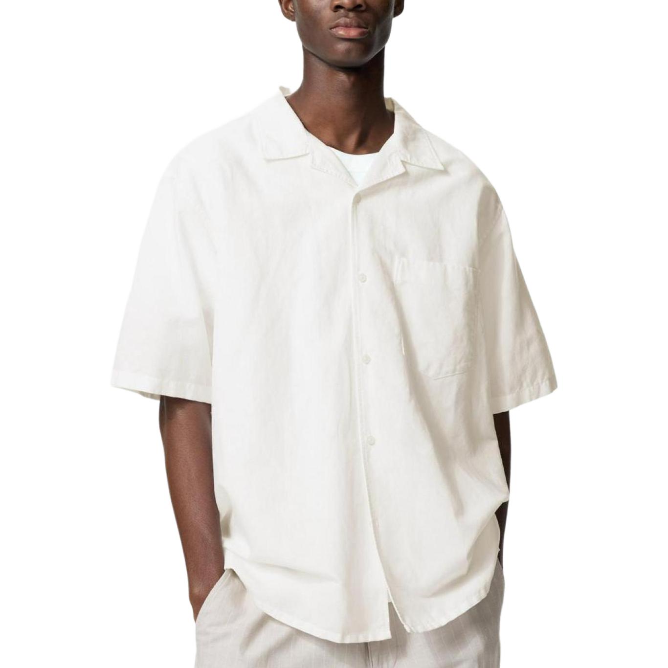 UNIQLO Рубашка унисекс белая
UNIQLO Рубашка унисекс белая