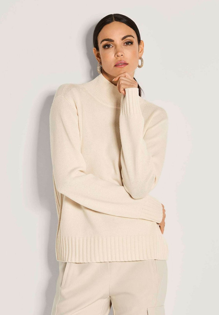 Джемпер MADELEINE Jumper, Pearl White/White
Джемпер MADELEINE Jumper, Pearl White/White