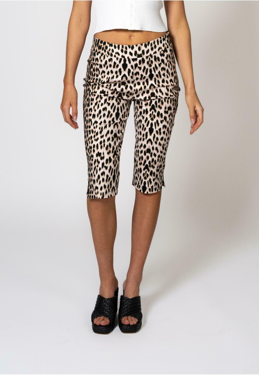 Леггинсы Shorts OH APRIL, коричневый
Леггинсы Shorts OH APRIL, коричневый